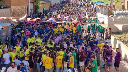 Los jóvenes de los pueblos durante el Interpueblos de Almanza
