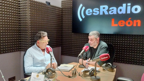 Fernando de Jorge de Seguros Fersec León durante la entrevista en el programa Manos Arriba
