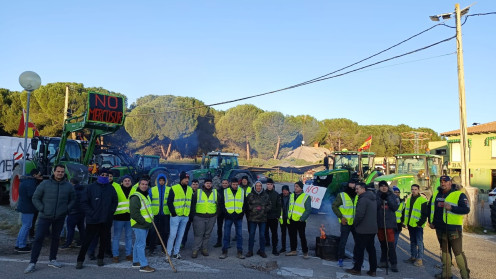 Concentración de agricultores en San Esteban de Gormaz (Soria). Foto: ICAL