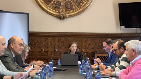 La Comisión de Turismo de la Diputación, presidida por la responsable del área, Elia Jiménez, ha fallado el Premio Provincial de Turismo 2026. 