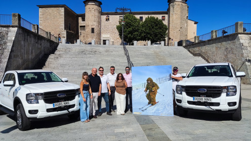 Presentación de los nuevos vehiculos todoterreno que se incorporan a la estación Sierra de Béjar