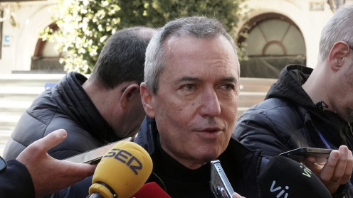 Ayuntamiento de Valladolid. El concejal de Urbanismo, Ignacio Zarandona, habla sobre el incendio en el Teatro Lope de Vega.