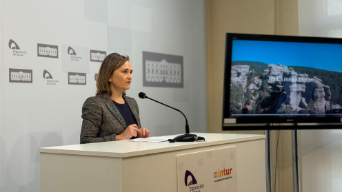 La diputada de Turismo, Elia Jiménez, ha dado a conocer los detalles de la oferta turística que la Diputación llevará a INTUR.  