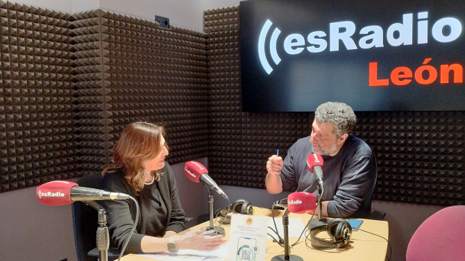 La psicóloga Marta Herreras durante la entrevista en el programa Manos Arriba