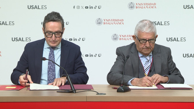 Momento de la firma del acuerdo