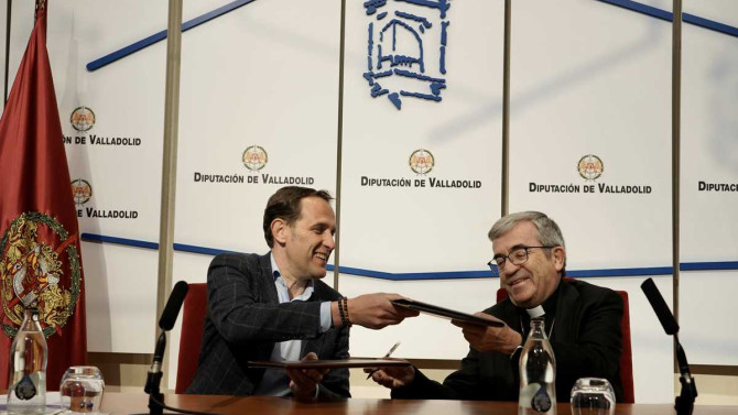 ICAL. De izquierda a derecha: el presidente de la Diputación, Conrado Íscar, y el arzobispo de Valladolid, Luis Argüello.