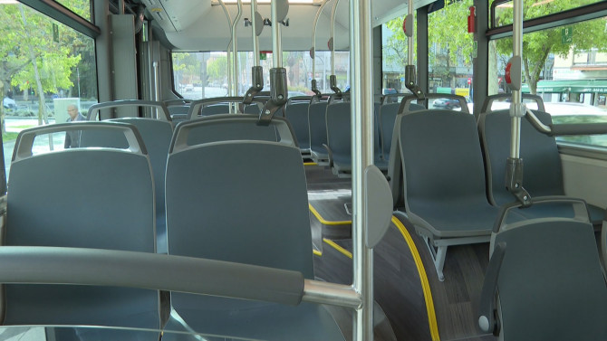 Interior de uno de los autobuses urbanos de Salamanca