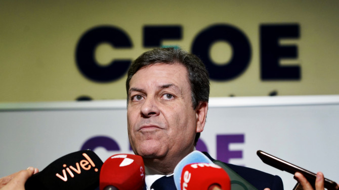 Leticia Pérez - La Junta Directiva de CEOE Castilla y León mantiene un encuentro con el consejero de Economía y Hacienda, Carlos Fernández Carriedo, para analizar nuevas medidas de mejora en materia de internacionalización de las empresas de la Comunidad