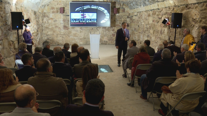 El Alcalde, Carlos García Carbayo, durante la presentación del nuevo Museo.