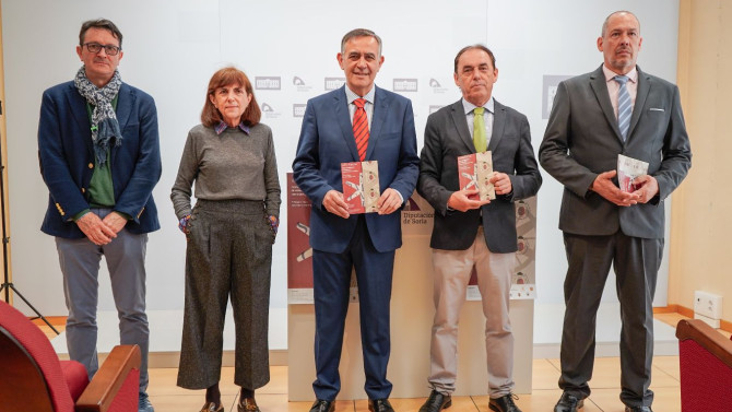 Esta mañana ha tenido lugar la firma del convenio de colaboración entre la Diputación provincial de Soria y el Ayuntamiento de El Burgo de Osma.