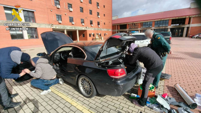 La Guardia Civil intercepta en Salamanca casi 20 kilos de drogas ocultos como chocolatinas