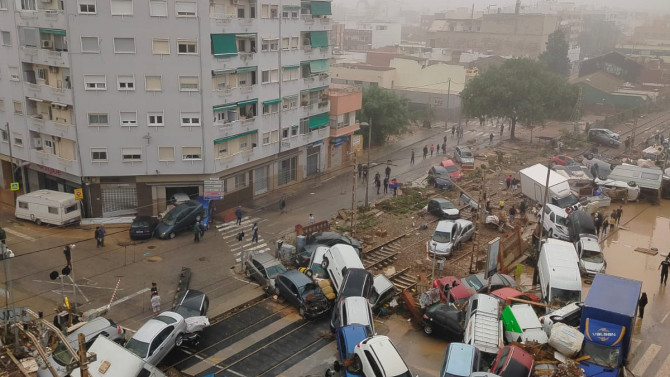 ICAL. Coches destrozados como consecuencia de la DANA que ha asolado el levante.