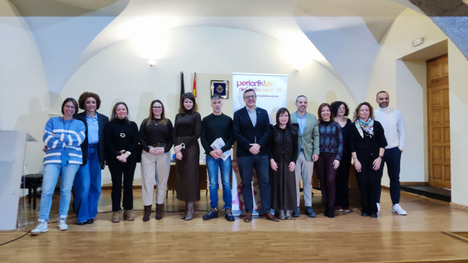 Peridistas participantes en la asamblea celebrada en el centro cultural de Béjar
