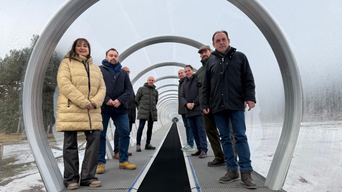 El presidente de la Diputación, Benito Serrano, ha visitado las instalaciones junto a varios alcaldes y diputados. 