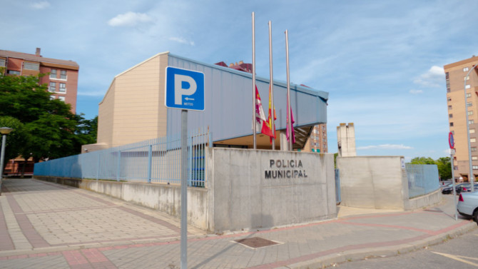 Imagen de archivo: Comisaria de Policia en el barrio de Parquesol, Valladolid.
