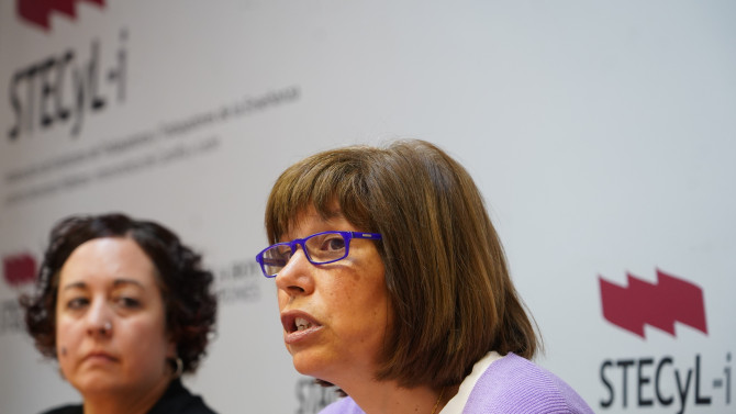 ICAL. La responsable de Acción Sindical de STECYL-i Teresa Vicente (D) y la portavoz Christina Fulconis valoran inicio de curso educativo y sus perspectivas con motivo del Día Mundial del Docente.