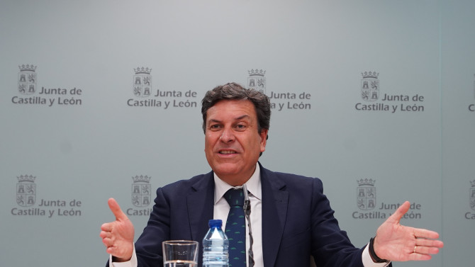 ICAL. Carlos Fernández Carriedo, portavoz del ejecutivo de Castilla y León, en la rueda de prensa posterior al Consejo de Gobierno.