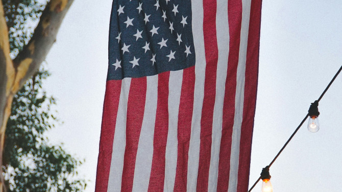 PEXELS. Imagen bandera de Estados Unidos.