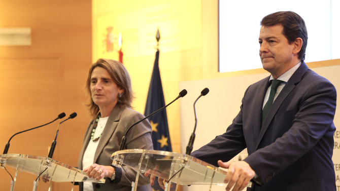 ICAL | Juan Lázaro - El presidente de la Junta de Castilla y León, Alfonso Fernández Mañueco, mantiene un encuentro con la vicepresidenta tercera del Gobierno y ministra para la Transición Ecológica y el Reto Demográfico, Teresa Ribera.