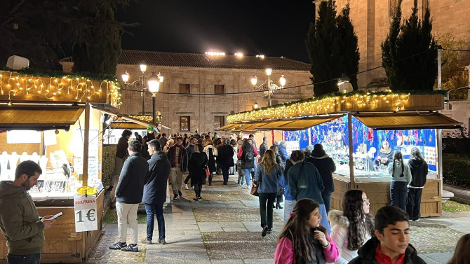 Mercado navideño de la Plaza de Anaya