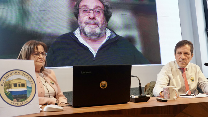 La Plataforma en Defensa del Ferrocarril de Vía Estrecha en León presenta un informe técnico-jurídico con soluciones para la integración de Feve en la ciudad