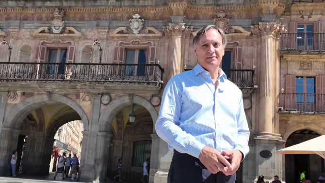 Captura del vídeo que el Alcalde de Salamanca, Carlos García Carbayo, publicaba en sus redes sociales