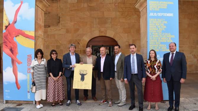 El consejero de Cultura, Turismo y Deporte, Gonzalo Santonja, y el alcalde de Soria, Carlos Martínez, han presentado hoy el XXXIII ‘Otoño Musical Soriano.