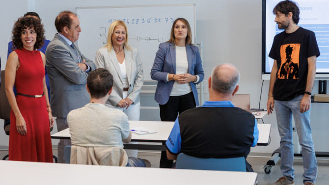 Concha Ortega / ICAL . La consejera de Educación, Rocío Lucas, visita la ampliación del Centro Integrado de Formación Profesional (CIFP) ‘Pico Frentes’, en Soria.