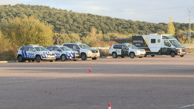 Control conjunto de Guardia Civil y Policía portuguesa en la A-62