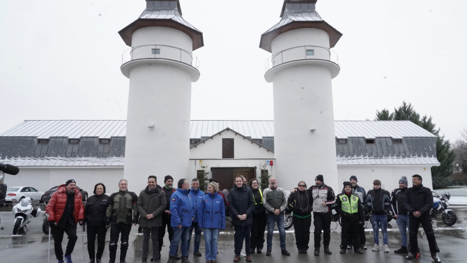 El presidente de la Diputación de Valladolid, Conrado Íscar, participa en la jornada Sprint Pingüinos 2026. Imagen: ICAL