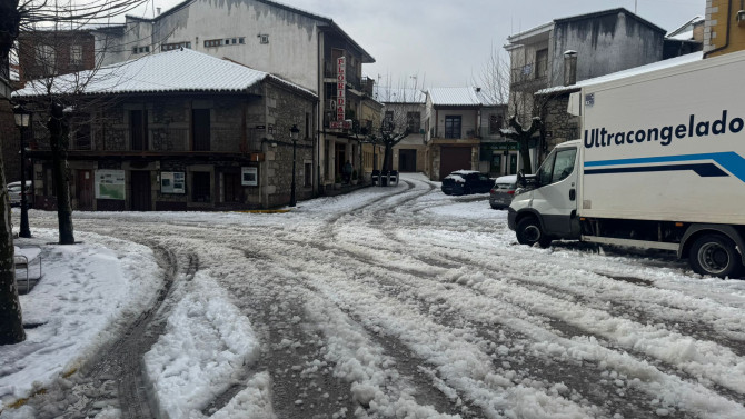 Estado que presentaban las calles en la localidad de Linares de Riofrío