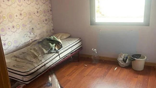 Habitación en la que encontraron a la víctima