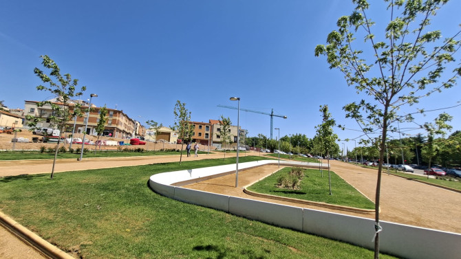 La urbanización entre las calles Regato del Anís y Río Jordán