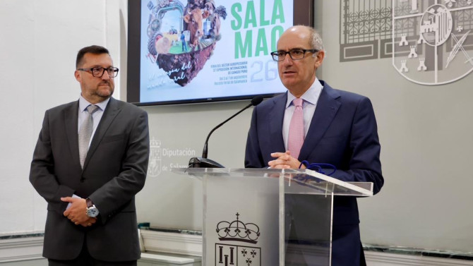 El Preisdente de la Diputación de Salamanca, Javier Iglesias, durante la presentación de Salamaq