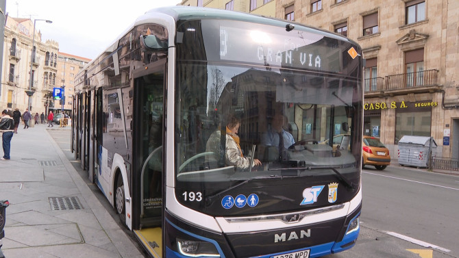 Salamanca implanta un sistema de semáforos inteligentes para agilizar el autobús urbano