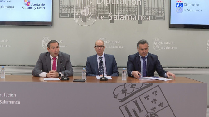 El Delegado Territorial de la Junta, Eloy Ruiz,  el Presidente de la Diputación, Javier Iglesias y el Diputado de Desarrollo Rural, Antonio Labrador