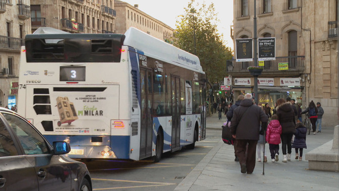 Para de autobús en Salamanca.