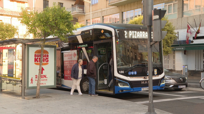 Salamanca implanta un sistema de semáforos inteligentes para agilizar el autobús urbano