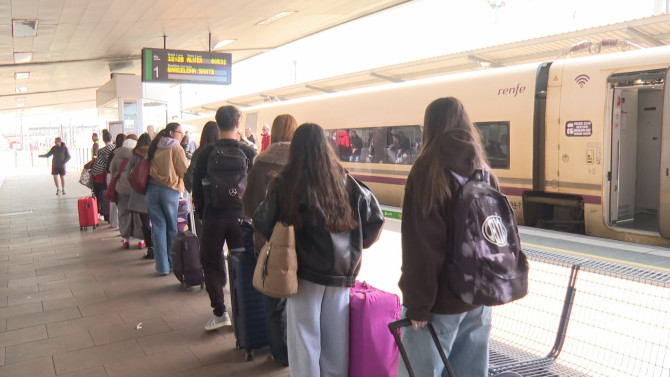 Viajeros del tren Salamanca-Barcelona