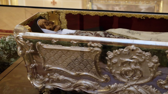 ICAL, Sepulcro de Santa Teresa expuesto en Alba de Tormes, Salamanca