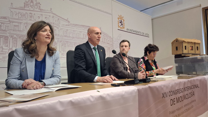 ICAL / La rectora de la Universidad de León, Nuria González, y el alcalde de León, José Antonio Diez, presentan el XIV Congreso Internacional de Molinología