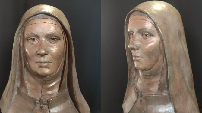 Este era el rostro de Teresa de Jesús. Fotos y escultura de Jennifer Mann.
