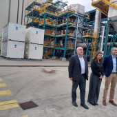 Responsables de Ciuden, en la planta de Cubillos del Sil