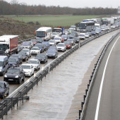 dgt-alerta-desplazamientos-puente-mayo
