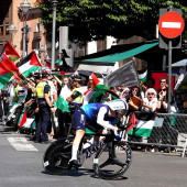 detenidos-activistas-vuelta-valladolid-ciclista-israeli