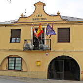 Ayuntamiento_de_Castropodame_vista_frontal